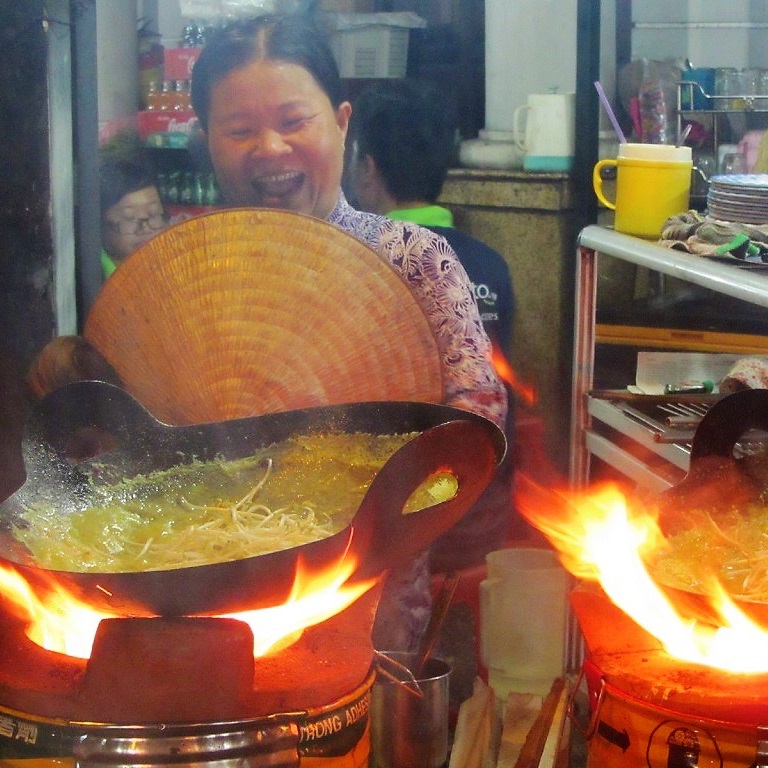 7 Great Streets for Street Food in Saigon – Vietnam Coracle – Independent Travel Guides to Vietnam